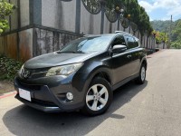 Toyota  RAV4 【天窗、雙色內裝、電椅、導航、行李架】 | 新北市汽車商業同業公會｜TACA優良車商聯盟｜中古、二手車買車賣車公會認證保固