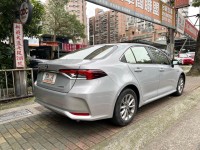 Toyota  Altis Toyota Corolla Altis 2022款 Hybrid尊爵 銀色 | 新北市汽車商業同業公會｜TACA優良車商聯盟｜中古、二手車買車賣車公會認證保固