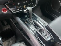 Honda  HR-V HONDA HRV S 版 換檔撥片 免鑰匙 倒車顯影 電子手剎 | 新北市汽車商業同業公會｜TACA優良車商聯盟｜中古、二手車買車賣車公會認證保固