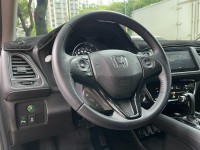 Honda  HR-V HONDA HRV S 版 換檔撥片 免鑰匙 倒車顯影 電子手剎 | 新北市汽車商業同業公會｜TACA優良車商聯盟｜中古、二手車買車賣車公會認證保固
