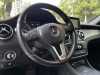 Mercedes-Benz/賓士   GLA-CLASS  GLA180 BENZ GLA180 原版件 免鑰匙 快撥 多功能方向盤 電尾門 倒車顯影 | 新北市汽車商業同業公會｜TACA優良車商聯盟｜中古、二手車買車賣車公會認證保固