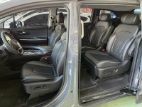 Hyundai  Custin CUSTIN GLT-B VIP 頂級 全景天窗 冷熱通風椅 電動尾門 | 新北市汽車商業同業公會｜TACA優良車商聯盟｜中古、二手車買車賣車公會認證保固