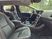 Volvo  V40 Acc跟車輔助 全景天窗 | 新北市汽車商業同業公會｜TACA優良車商聯盟｜中古、二手車買車賣車公會認證保固
