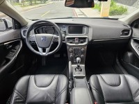 Volvo  V40 VOLVO V40 T4 珍珠白 認證車 | 新北市汽車商業同業公會｜TACA優良車商聯盟｜中古、二手車買車賣車公會認證保固