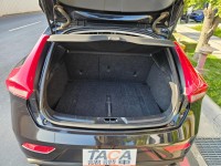 Volvo  V40 VOLVO V40 T4 原鈑件原漆 | 新北市汽車商業同業公會｜TACA優良車商聯盟｜中古、二手車買車賣車公會認證保固