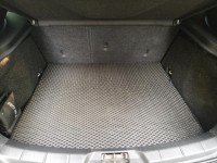 Volvo  V40 Rdesign旗艦版 | 新北市汽車商業同業公會｜TACA優良車商聯盟｜中古、二手車買車賣車公會認證保固