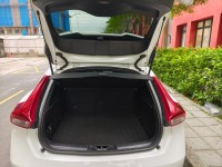 Volvo  V40 Rdesign旗艦版 | 新北市汽車商業同業公會｜TACA優良車商聯盟｜中古、二手車買車賣車公會認證保固