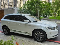 Volvo  XC60 實車實價 原鈑件 ACC旗艦版自動跟車 全景天窗 八安 電尾門 換檔快撥 | 新北市汽車商業同業公會｜TACA優良車商聯盟｜中古、二手車買車賣車公會認證保固