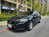 Volvo  V40 VOLVO V40 T4 原鈑件原漆 | 新北市汽車商業同業公會｜TACA優良車商聯盟｜中古、二手車買車賣車公會認證保固