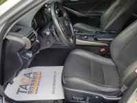 Lexus  IS 2014年LEXUS IS300H HID頭燈 双電動椅 大電池己更換 原鈑件 認証車 | 新北市汽車商業同業公會｜TACA優良車商聯盟｜中古、二手車買車賣車公會認證保固