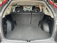 Honda  CR-V ~TACA優良車商~*(小林汽車)* 正2015年 本田 HONDA CR-V 2.4 4.5代 鐵灰色 DVD 換檔快撥 手自排 | 新北市汽車商業同業公會｜TACA優良車商聯盟｜中古、二手車買車賣車公會認證保固