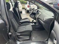 Nissan  Livina ~TACA優良車商~*(小林汽車)* 僅跑6萬 正2014年 NISSAN LIVINA 日產 樂薇娜 1.6 灰色 黑內裝 二代 旅行架 護板 | 新北市汽車商業同業公會｜TACA優良車商聯盟｜中古、二手車買車賣車公會認證保固