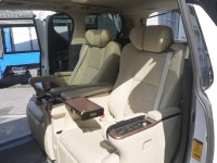 Toyota  ALPHARD 一手車 僅跑8萬  頭等艙第二排座椅 左右雙電滑門 TOYOTA ALPHARD 阿發 | 新北市汽車商業同業公會｜TACA優良車商聯盟｜中古、二手車買車賣車公會認證保固