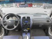 Ford/福特  Tierra 優質代步車 內裝顧的不錯 冷氣會冷 有天窗 藍黑雙色內裝 FORD TIERRA 1.6 | 新北市汽車商業同業公會｜TACA優良車商聯盟｜中古、二手車買車賣車公會認證保固