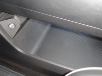 Hyundai  Custin 23年實跑3萬保固中現代1.5t旗艦b版卡斯汀撥片f1天窗跟車保證實車實價 | 新北市汽車商業同業公會｜TACA優良車商聯盟｜中古、二手車買車賣車公會認證保固