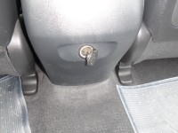 Hyundai  Santa Fe    17年保證里程現代山土匪4傳車頂架全景抬顯前後行車紀錄器原廠車側踏板自動停車導引保證實車實價 | 新北市汽車商業同業公會｜TACA優良車商聯盟｜中古、二手車買車賣車公會認證保固