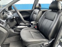 Mitsubishi  Zinger 【最頂級旗艦版 輪弧大包 迎賓側踏 導航 藍芽】2017年款CMC ZINGER | 新北市汽車商業同業公會｜TACA優良車商聯盟｜中古、二手車買車賣車公會認證保固