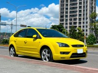Ford/福特  Focus 《稀有手排》2006 Ford Focus 2.0汽油款 只跑12萬公里 車況超讚 原廠無改裝 五門掀背 MK2 實車價 | 新北市汽車商業同業公會｜TACA優良車商聯盟｜中古、二手車買車賣車公會認證保固