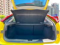 Ford/福特  Focus 《稀有手排》2006 Ford Focus 2.0汽油款 只跑12萬公里 車況超讚 原廠無改裝 五門掀背 MK2 實車價 | 新北市汽車商業同業公會｜TACA優良車商聯盟｜中古、二手車買車賣車公會認證保固