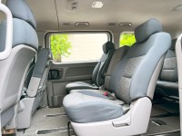 Hyundai  Starex 《後座滑軌型》2015 Hyundai Grand Starex 史塔瑞斯 9人座 現代 多功能休旅車 MPV 箱型車 | 新北市汽車商業同業公會｜TACA優良車商聯盟｜中古、二手車買車賣車公會認證保固