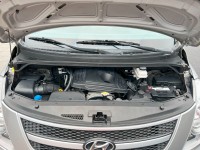 Hyundai  Starex 《後座滑軌型》2015 Hyundai Grand Starex 史塔瑞斯 9人座 現代 多功能休旅車 MPV 箱型車 | 新北市汽車商業同業公會｜TACA優良車商聯盟｜中古、二手車買車賣車公會認證保固