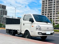 Hyundai  Porter 《升降尾門》2019 Hyundai Porter 2.5 小霸王 現代 全車超漂亮 車況超讚 貨車 商用車 發財車 | 新北市汽車商業同業公會｜TACA優良車商聯盟｜中古、二手車買車賣車公會認證保固