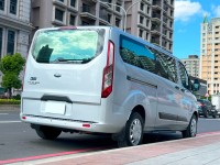 Ford/福特  Tourneo Custom 《全台最便宜》2017 Ford Tourneo Custom 尊爵型 9人座 旅行家 多功能休旅車 商務車 福特 | 新北市汽車商業同業公會｜TACA優良車商聯盟｜中古、二手車買車賣車公會認證保固