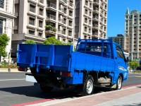 Mitsubishi  Delica 《雙折升降尾門》2017 Mitsubishi Delica 2.4 優質首選 免整理 直接上工賺錢 三菱 得利卡 貨車 | 新北市汽車商業同業公會｜TACA優良車商聯盟｜中古、二手車買車賣車公會認證保固