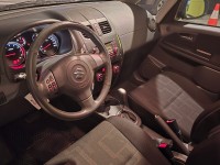 Suzuki  SX4 SUZUKI SX4 只跑一萬公里 原廠保養 | 新北市汽車商業同業公會｜TACA優良車商聯盟｜中古、二手車買車賣車公會認證保固