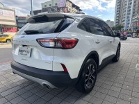Ford/福特  Kuga Ford Kuga 2022年式EcoBoost 180 超質型 白色 | 新北市汽車商業同業公會｜TACA優良車商聯盟｜中古、二手車買車賣車公會認證保固