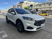 Ford/福特  Kuga Ford Kuga 2022年式EcoBoost 180 超質型 白色 | 新北市汽車商業同業公會｜TACA優良車商聯盟｜中古、二手車買車賣車公會認證保固
