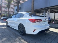 Ford/福特  Focus Ford Focus 4D 2022年 ST-Line Lommel 白色 | 新北市汽車商業同業公會｜TACA優良車商聯盟｜中古、二手車買車賣車公會認證保固