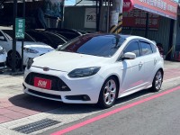 Ford/福特  Focus 天窗 定速 | 新北市汽車商業同業公會｜TACA優良車商聯盟｜中古、二手車買車賣車公會認證保固