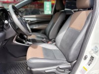 Toyota  Yaris 豪華版 恆溫 | 新北市汽車商業同業公會｜TACA優良車商聯盟｜中古、二手車買車賣車公會認證保固
