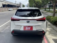 Lexus  UX250h 實價刊登★20年式UX250豪華款 免鑰摸門 跟車 盲點 電尾門 CarPlay | 新北市汽車商業同業公會｜TACA優良車商聯盟｜中古、二手車買車賣車公會認證保固