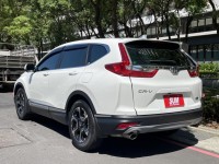 Honda  CR-V 實價刊登★19式 一手原廠保養低里程 ACC跟車 免鑰摸門 快撥 分區溫控 影音 | 新北市汽車商業同業公會｜TACA優良車商聯盟｜中古、二手車買車賣車公會認證保固