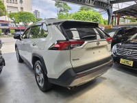 Toyota  RAV4 21年領牌.最頂級版.純跑2萬8.電動椅.電尾門.I-KEY | 新北市汽車商業同業公會｜TACA優良車商聯盟｜中古、二手車買車賣車公會認證保固