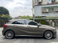 Mercedes-Benz/賓士   A-CLASS  A180 鎵町車業商行 | 新北市汽車商業同業公會｜TACA優良車商聯盟｜中古、二手車買車賣車公會認證保固