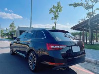 Skoda  Superb ＊L&K 4X4＊2018年_Skoda_Superb_尊榮動力版 加送延保 | 新北市汽車商業同業公會｜TACA優良車商聯盟｜中古、二手車買車賣車公會認證保固