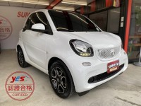 Smart  SMART FORTWO 金鑽店~總代理 SMART 1.0 Passion版 一手跑五萬.選配全景天窗.定速.方向盤快撥 | 新北市汽車商業同業公會｜TACA優良車商聯盟｜中古、二手車買車賣車公會認證保固