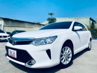 Toyota  Camry 2020年 TOYOTA CAMRY 冠美麗 白色 2.0L | 新北市汽車商業同業公會｜TACA優良車商聯盟｜中古、二手車買車賣車公會認證保固