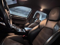 PORSCHE  Cayenne 凱安 小改款 CAYENNE DIESEL柴油 | 新北市汽車商業同業公會｜TACA優良車商聯盟｜中古、二手車買車賣車公會認證保固