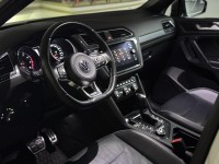 Volkswagen 福斯  Tiguan 七人座 地瓜 R-LINE版 | 新北市汽車商業同業公會｜TACA優良車商聯盟｜中古、二手車買車賣車公會認證保固