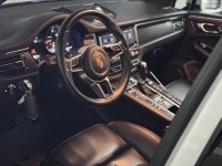 PORSCHE  Macan 一線尾燈 跑車計時套件 MACAN | 新北市汽車商業同業公會｜TACA優良車商聯盟｜中古、二手車買車賣車公會認證保固