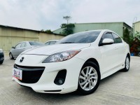 Mazda  Mazda3  2014年 Mazda3 馬三 四門 白色 2.0L  | 新北市汽車商業同業公會｜TACA優良車商聯盟｜中古、二手車買車賣車公會認證保固