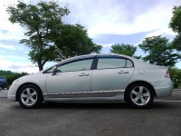 Honda  Civic 本田CIVIC 1.8頂級版方向盤快排 | 新北市汽車商業同業公會｜TACA優良車商聯盟｜中古、二手車買車賣車公會認證保固
