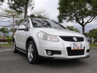 Suzuki  SX4 1.6五門精緻T3包適合都會區的小休旅 | 新北市汽車商業同業公會｜TACA優良車商聯盟｜中古、二手車買車賣車公會認證保固