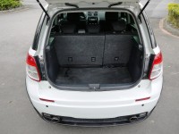 Suzuki  SX4 1.6五門精緻T3包適合都會區的小休旅 | 新北市汽車商業同業公會｜TACA優良車商聯盟｜中古、二手車買車賣車公會認證保固