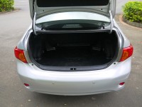 Toyota  Altis 2010年型式E版HID頭燈+精裝 | 新北市汽車商業同業公會｜TACA優良車商聯盟｜中古、二手車買車賣車公會認證保固