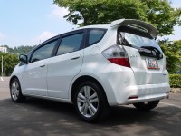 Honda  FIT VTi-S頂級版方向盤換擋撥片 | 新北市汽車商業同業公會｜TACA優良車商聯盟｜中古、二手車買車賣車公會認證保固